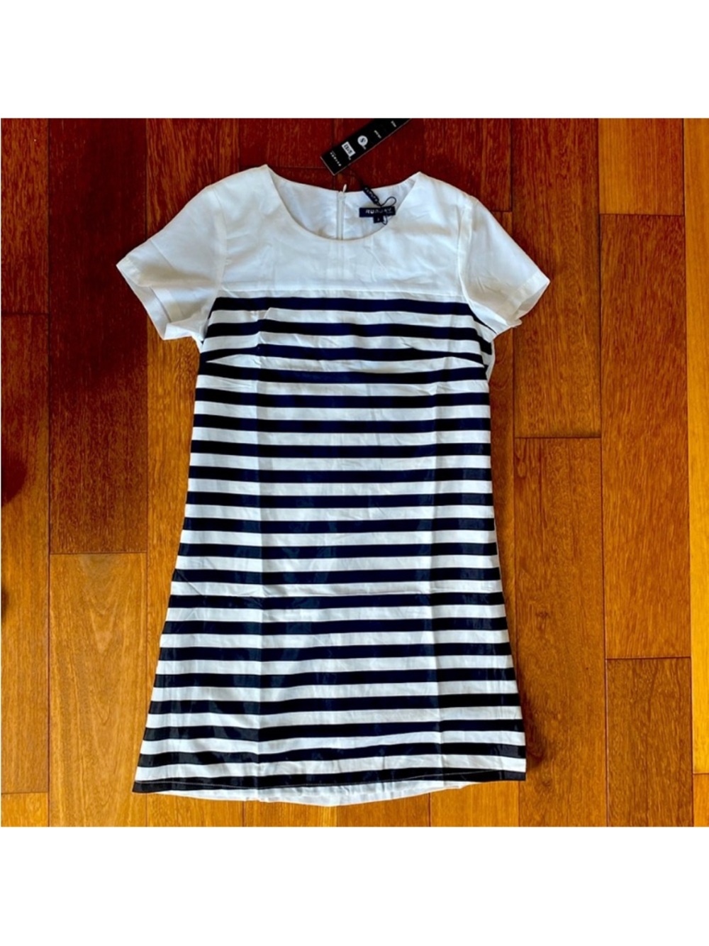 NWT Striped Short Sleeve Black & White Knit Dress Size L🖤🤍💖